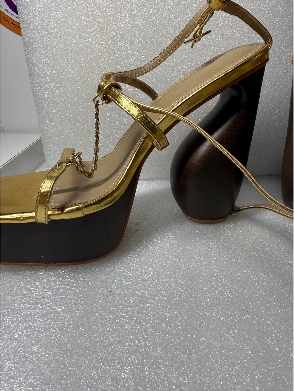 Fashion Nova Gold  Strappy Platform Heels Size 7 Statement Sculptural Heel